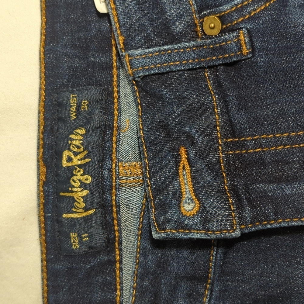 Indigo Rose Denim Jean Shorts High Waist Cuffed Hem Size 11 Waist 30 - Picture 2 of 7